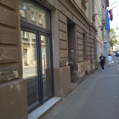 Apartment Nora Загреб Екстериор снимка
