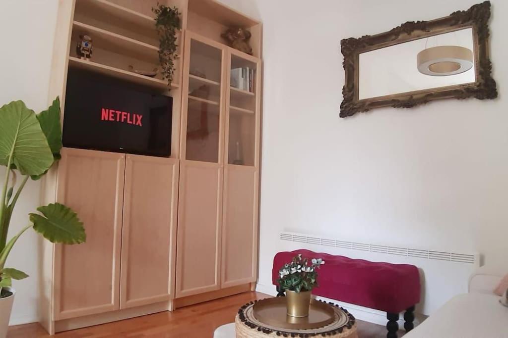 Apartment Nora Загреб Екстериор снимка